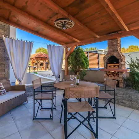 Jana דירה קריקווניצה