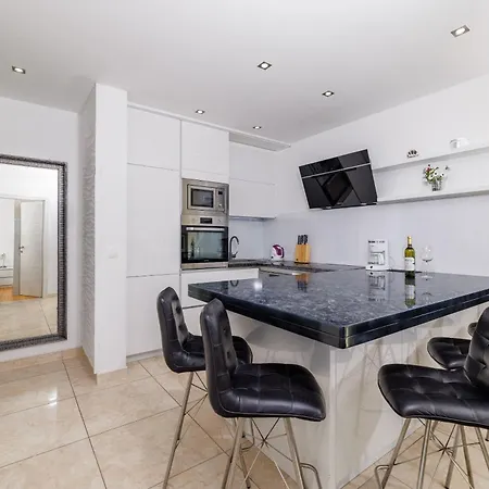 Jana * קריקווניצה